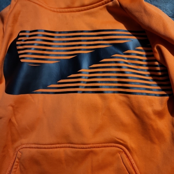 Nike Kids Dri-fit Hoodie - Picture 2 of 5